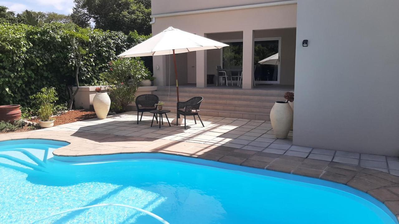 Garden- Pool Flat With Solar Electricity Somerset West Exterior photo